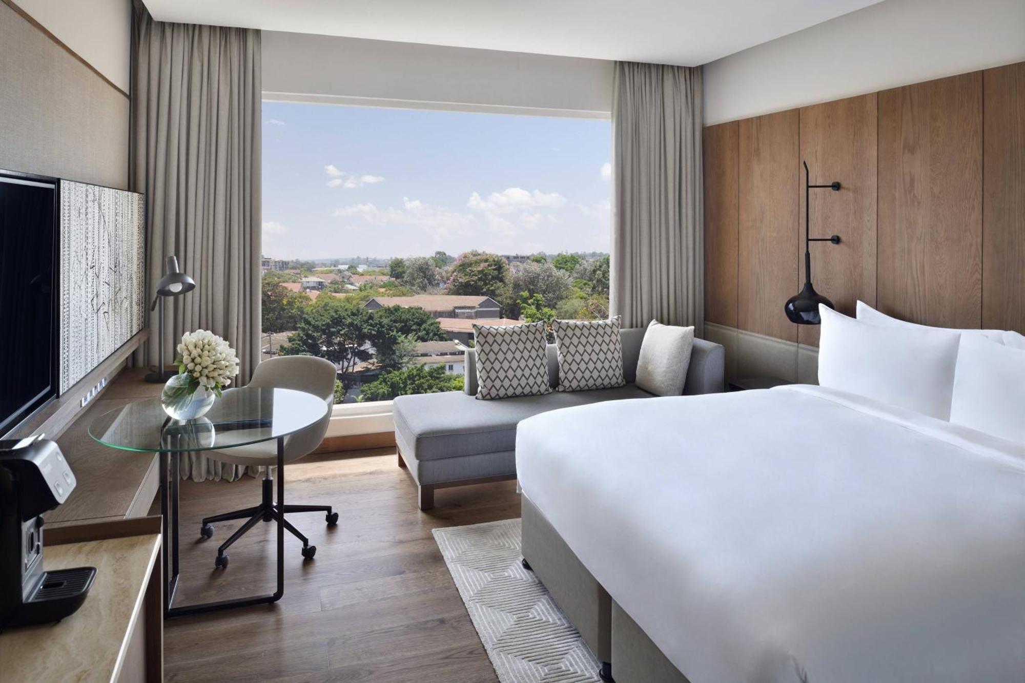 Sankara Nairobi, Autograph Collection